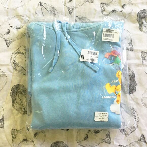 ♡ Care Bears x Samii Ryan ♡ UP IN THE SKY HOODIE + Free Earrings - S - Picture 5 of 7